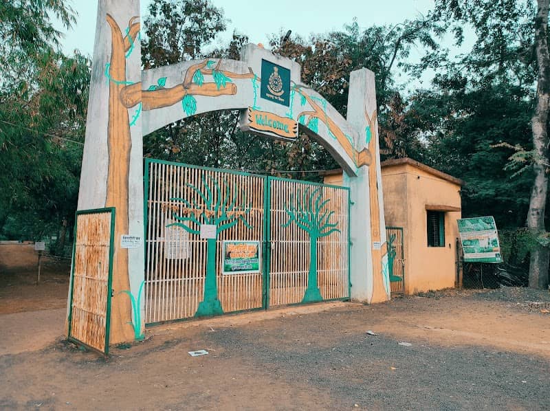Nilgiri Park - Image 1