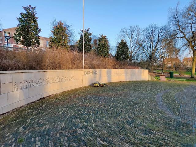 Oorlogsmonument - Image 1