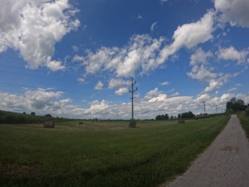Vandalia Trail, Amo parking lot - Image 2