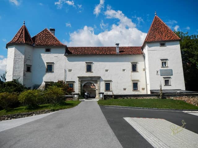 mundi-Foto-Steiermark-Burg Stubenberg - Image 1
