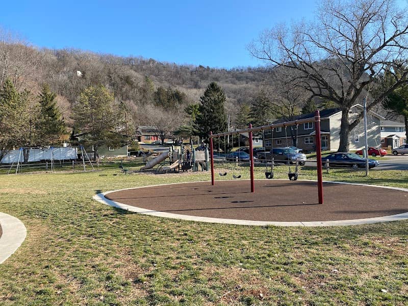 Springbrook Park - Image 1