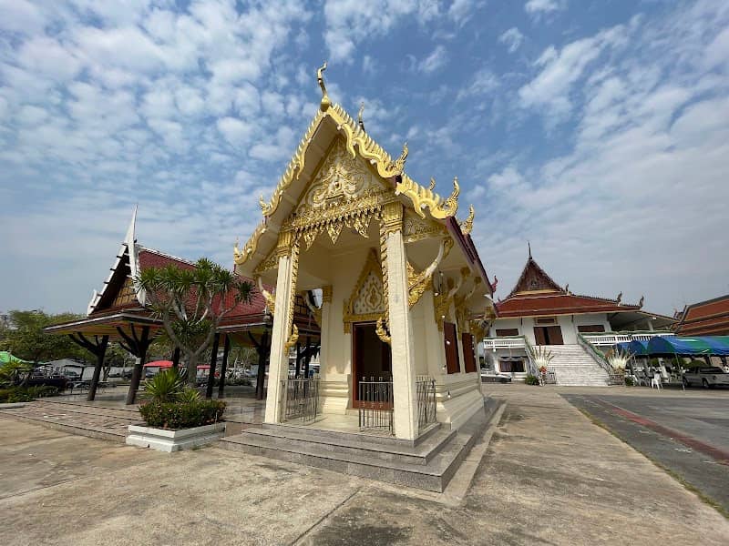 Wat Sunthorn Sathit - Image 2