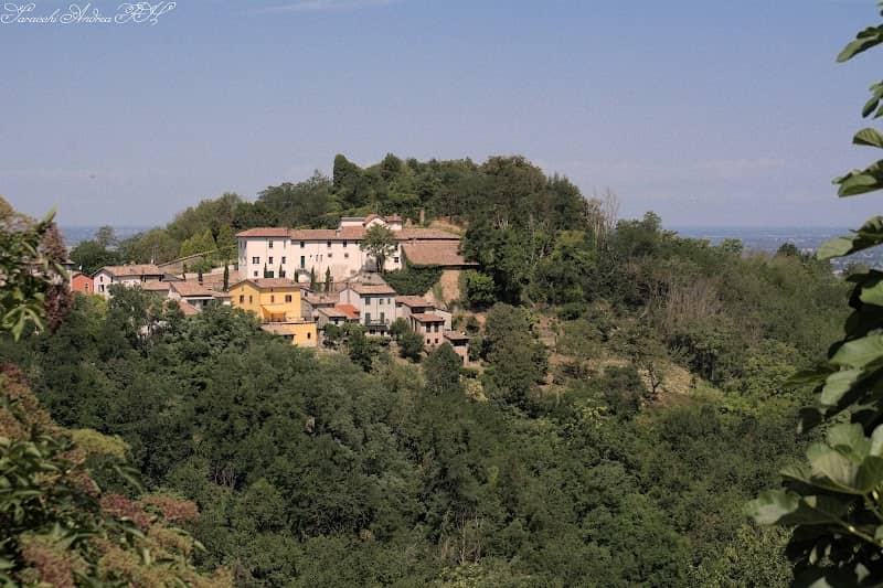 Ruderi castello Montù dei Gabbi - Image 1