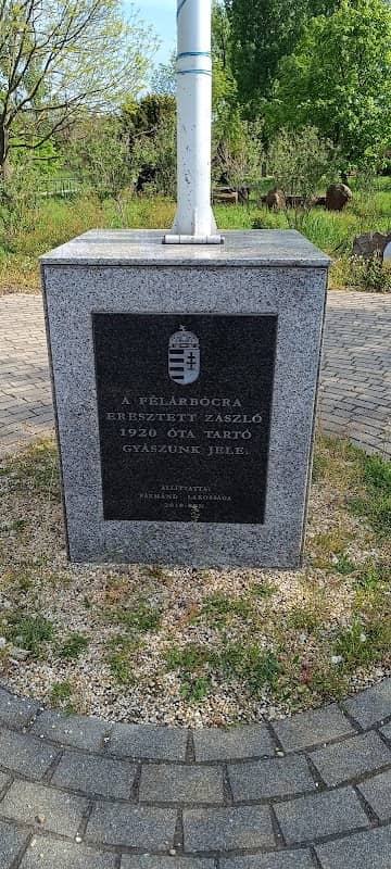 I-II. Világháborús emlékmű - Image 2