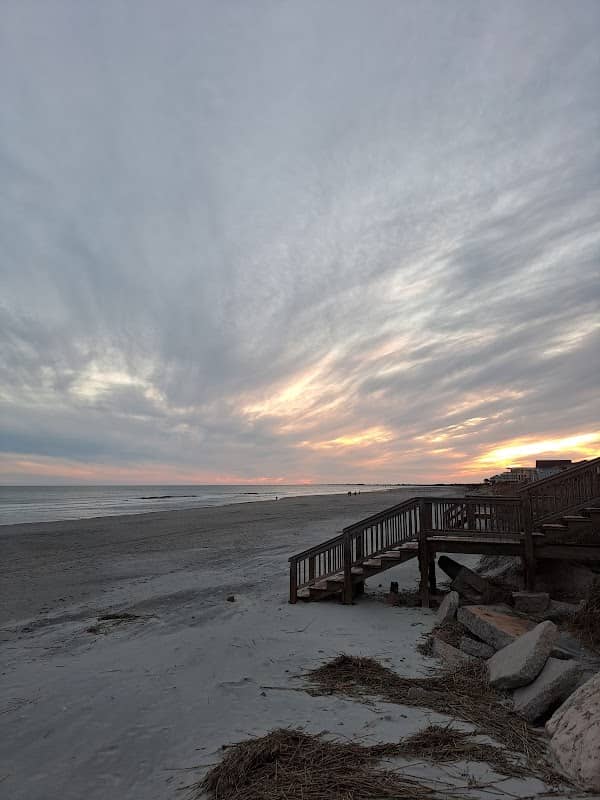 Public Beach Access - 9th St W - Image 1