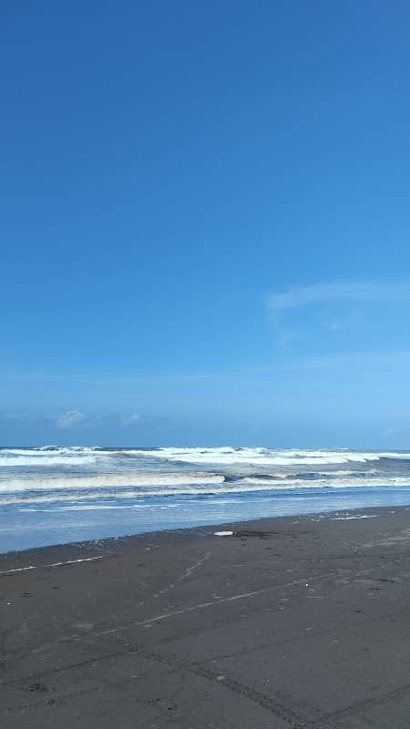 Pantai Bunton - Image 1