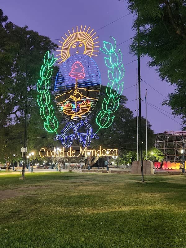Plaza Independencia - Image 2