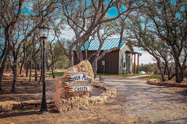 Oak Ranch Resort & Texas Wedding Venue - Image 1