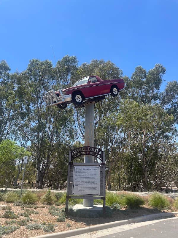 Long Paddock Visitor Site - Image 1