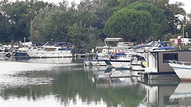 Port de Montauban - Image 3