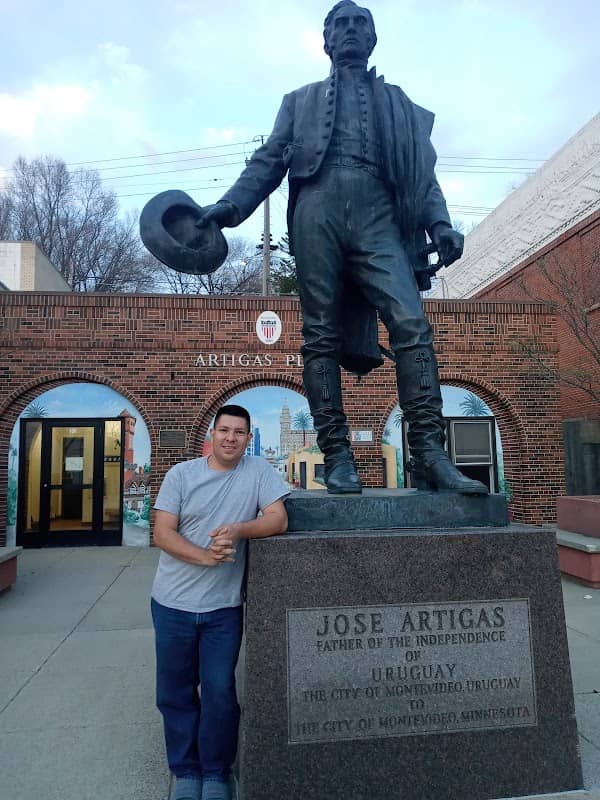 Jose Artigas Plaza - Image 1