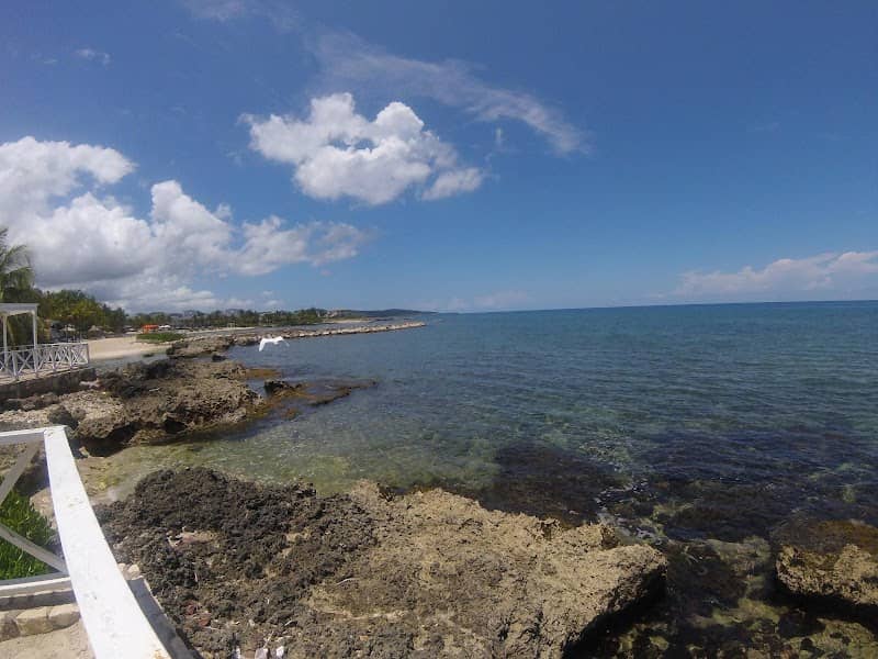 Gully Beach - Image 1