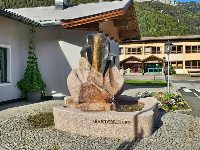Dorfbrunnen - Image 1