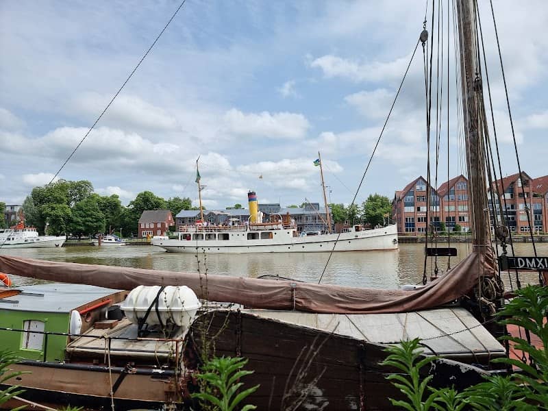 Leeraner Hafen - Image 2
