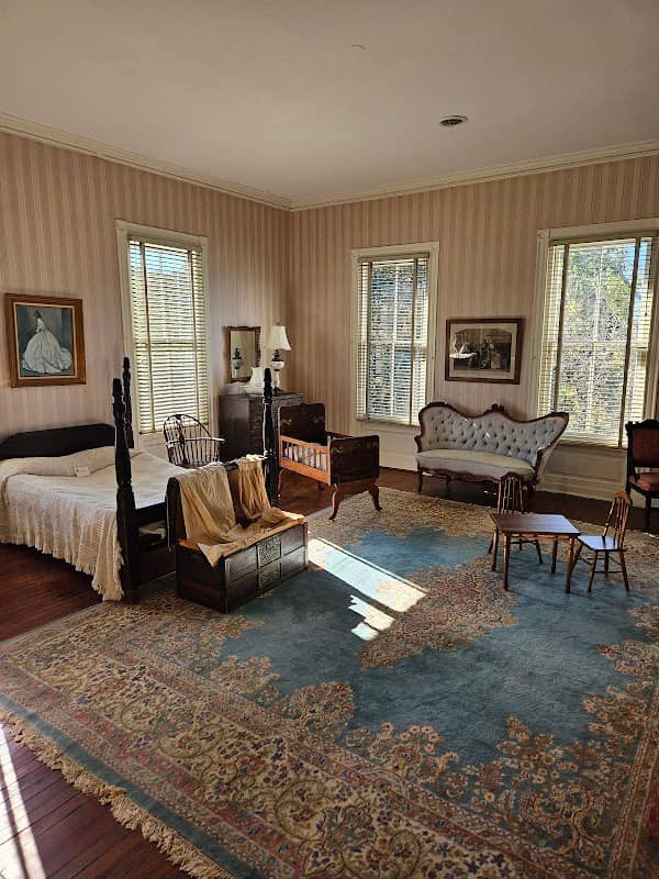 Sandford House - Image 2
