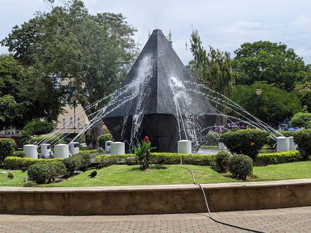Miguel de Cervantes Saavedra Park - Image 1