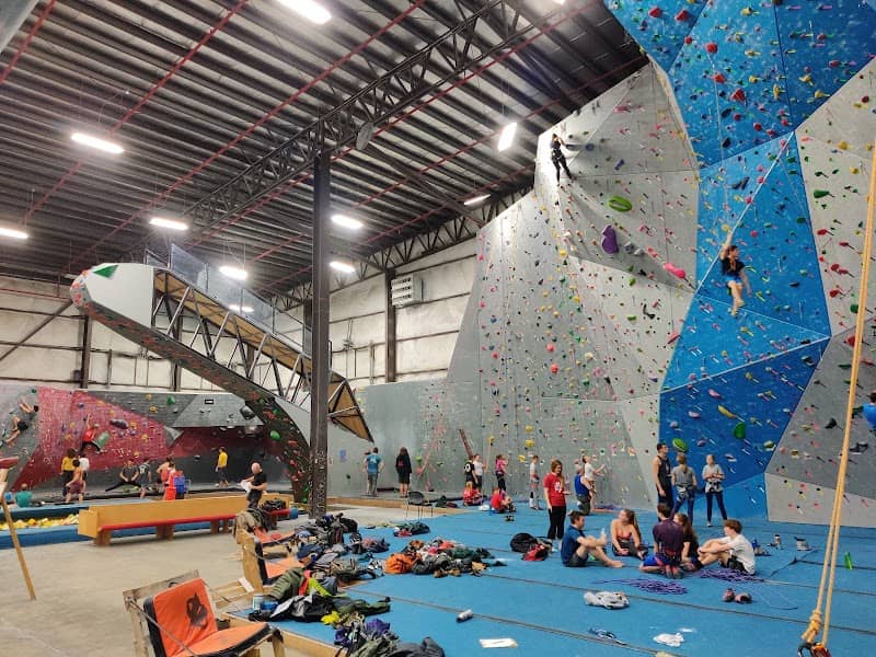Hoosier Heights Indianapolis - Image 1