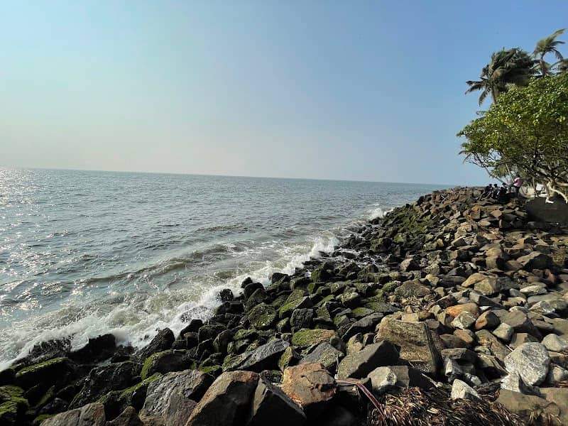 Cheriyakadavu Beach - Image 1