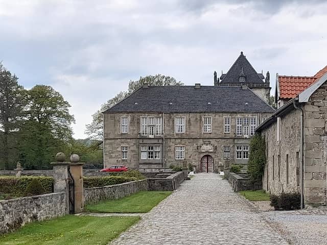 Schloss Gesmold - Image 1