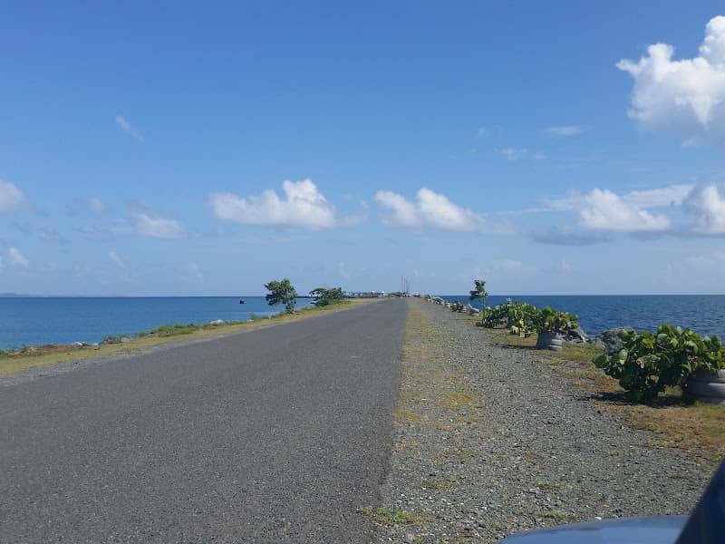 Rompeolas Vieques - Image 1