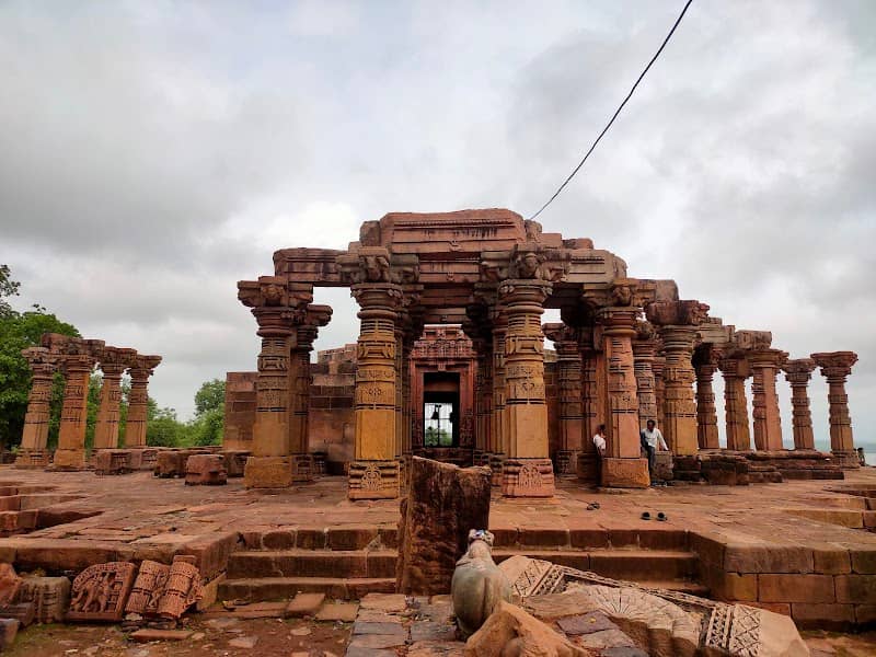 Shree Siddhanath Temple, Mandhata - Image 1