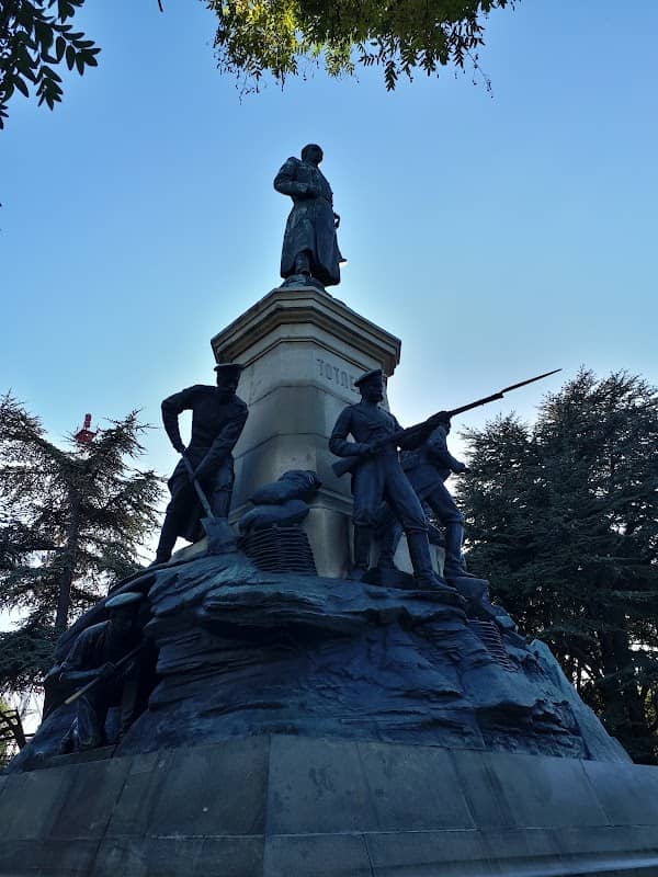Monument Totlebenu - Image 1