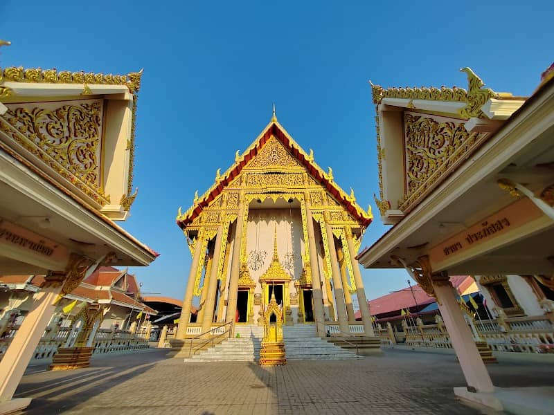 Wat Sutthiwat Wararam (Wat Chong Lom) - Image 2