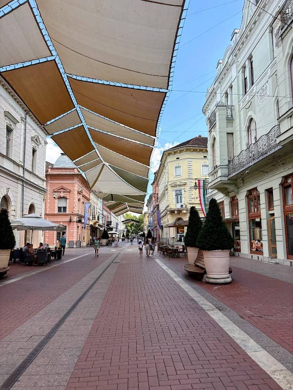 A városkapu emlékjele - Image 1