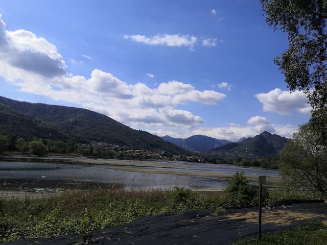 Parco Martiri delle Foibe con giochi - Image 2