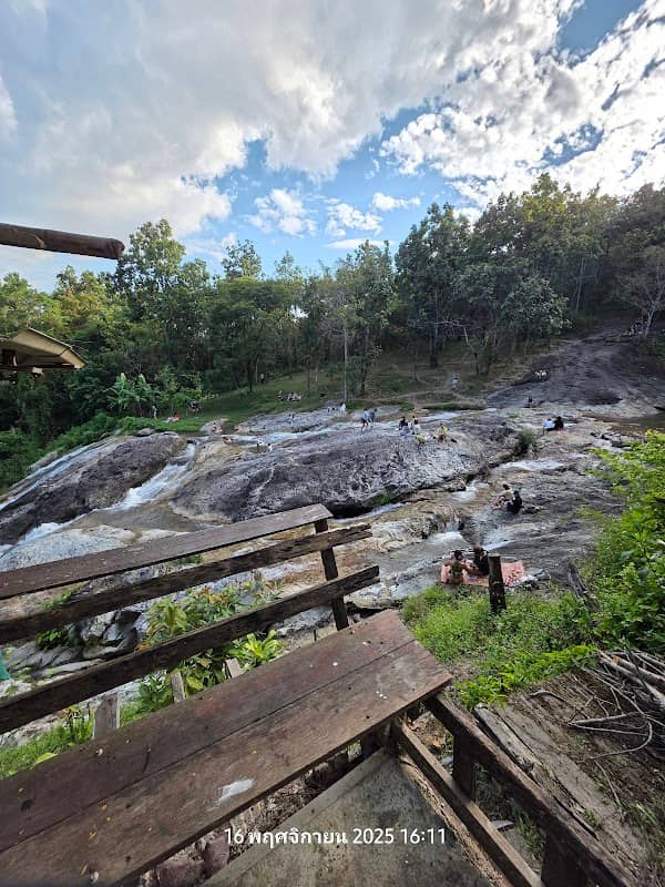 Huay Keaw Waterfall - Image 2