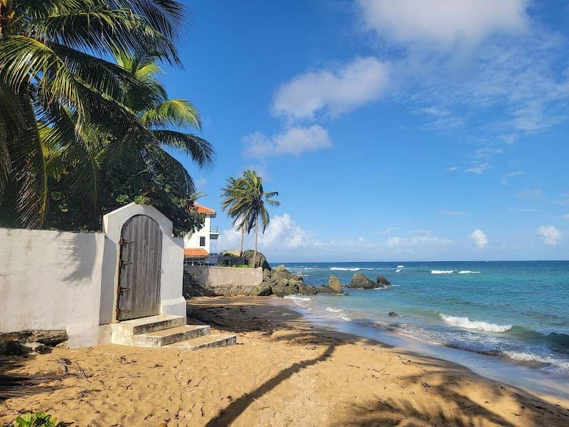 Playa La Chata - Image 2
