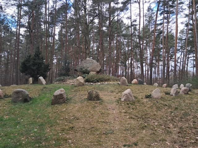 Ehrenmal - Image 1