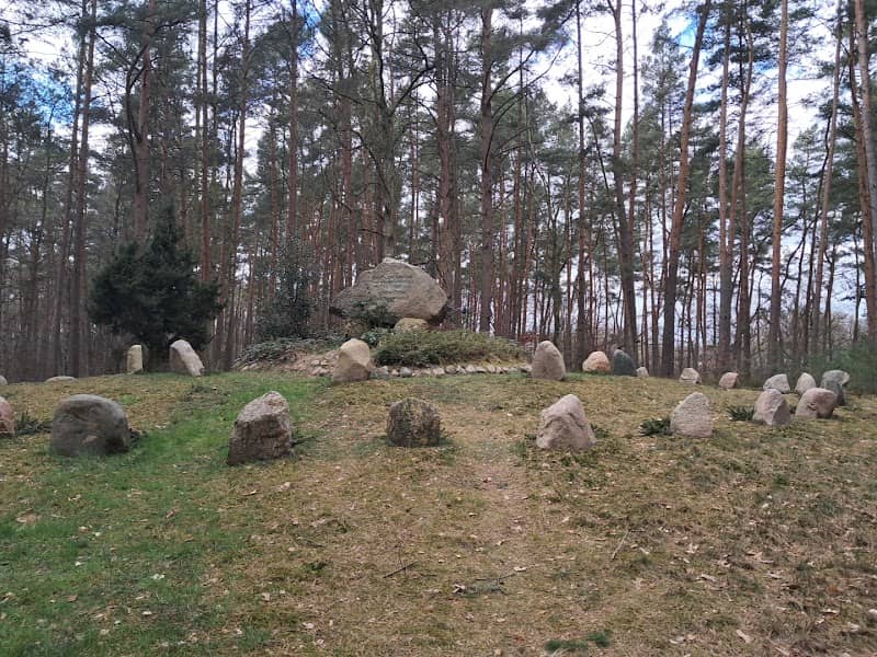 Ehrenmal - Image 1
