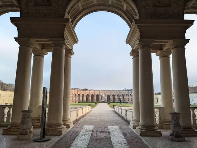 Te Palace - Image 2