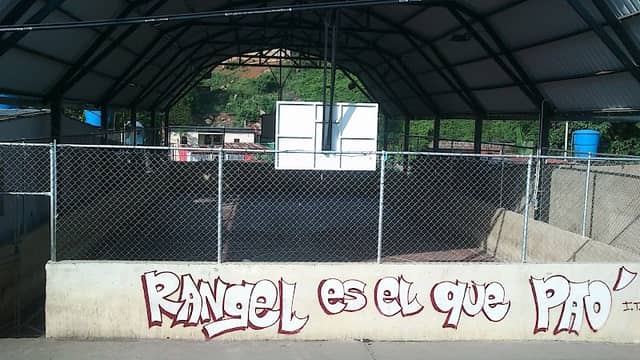 Cancha Deportiva del Barrio Simón Bolívar - Image 2