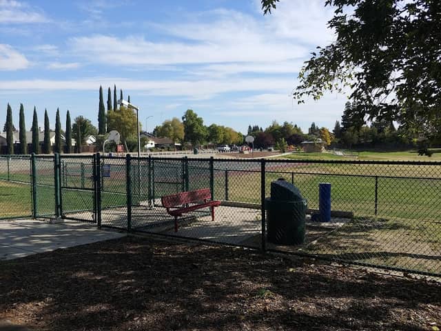 Summerfield Dog Park - Image 1