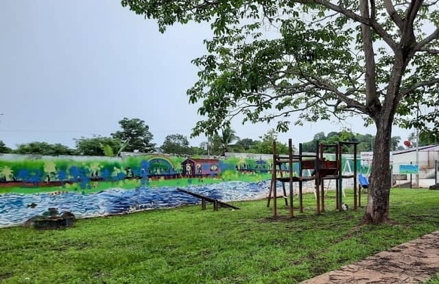 Esparzol Park - Image 1