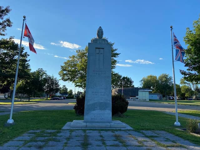 Prescott Cenotaph - Image 1