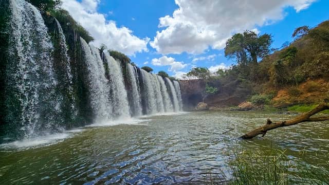 IKWA WATER FALLS - Image 1