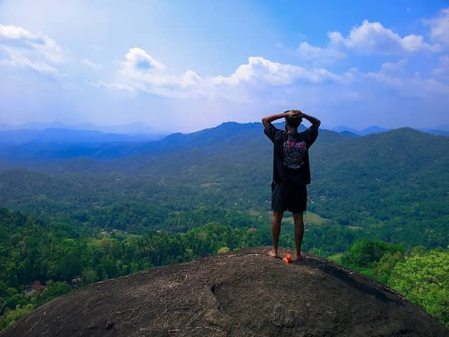 Patapirikalagala (පටපිරිකරගල) View Point - Image 1