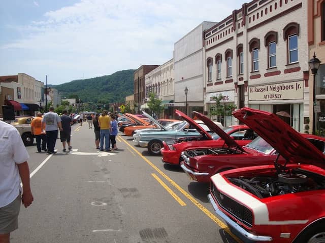 Marion Cruise Ins - Image 1