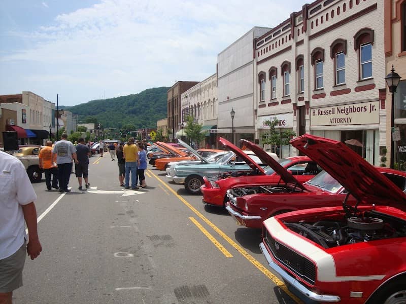 Marion Cruise Ins - Image 1