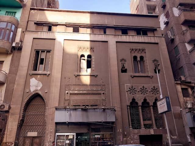 بقايا قصر البارون ديجيليون - Image 1
