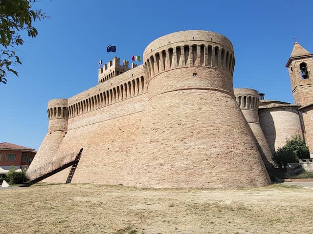 Urbisaglia Fort - Image 1