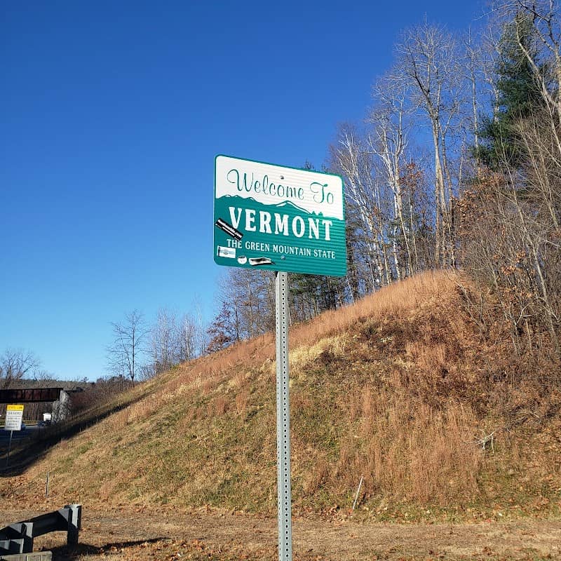 Welcome to Vermont Sign - Image 1