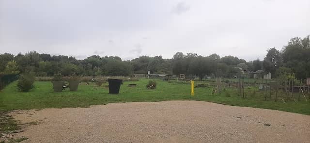 Prinvault Garden - Image 2