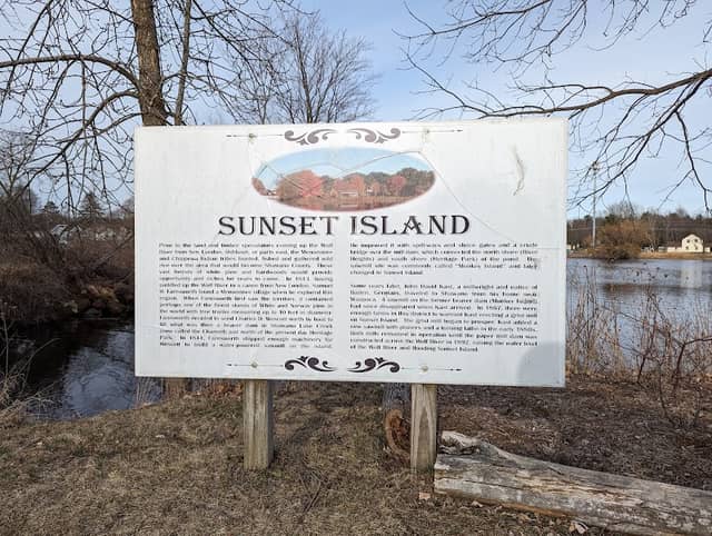 Sunset Island Park - Image 1