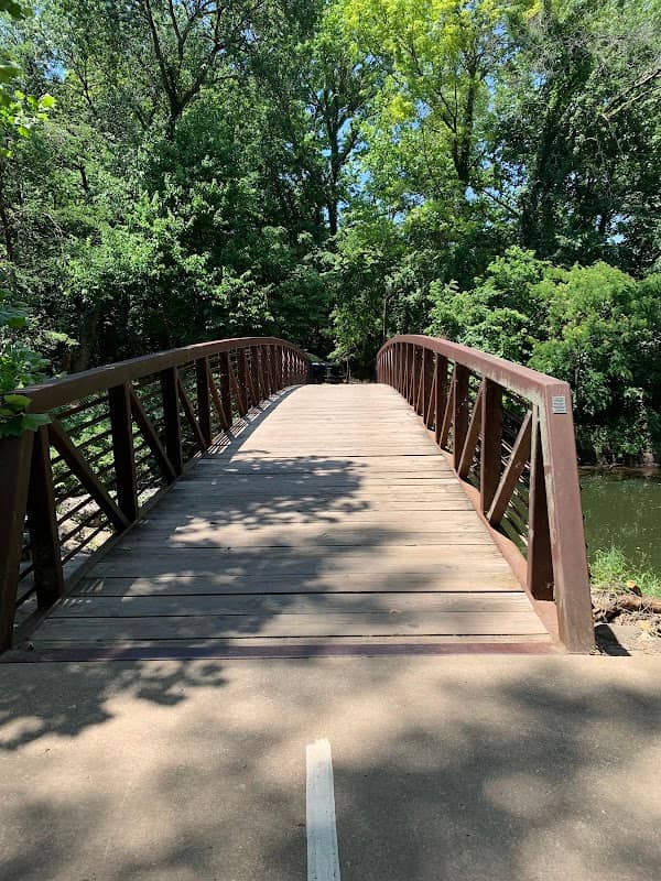Tomahawk Park - Image 1