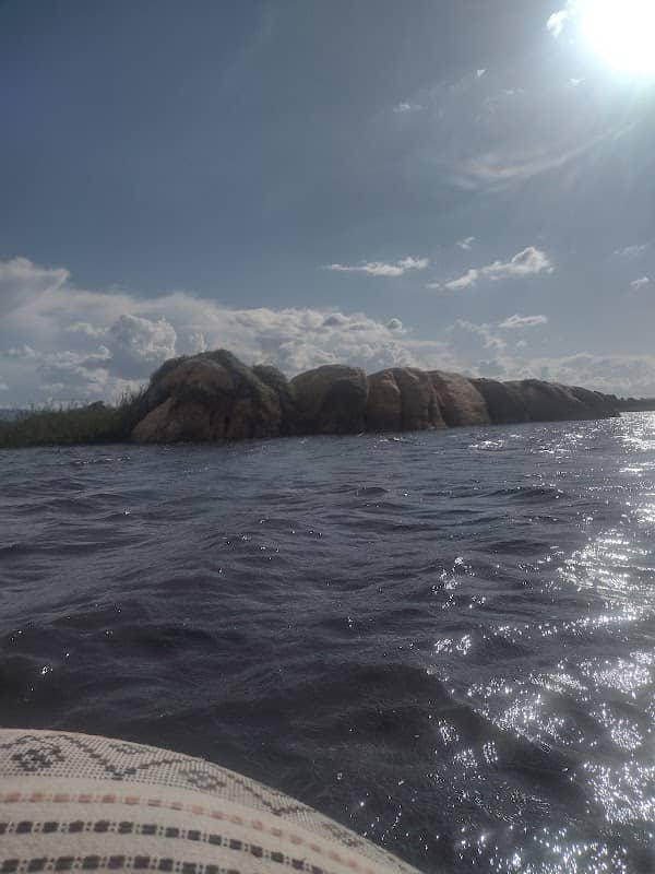 Pedra branca - Image 1