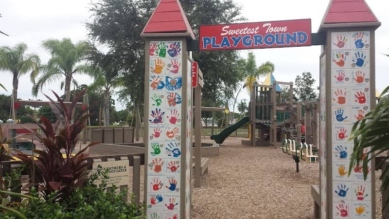 Sikes Park - Image 2